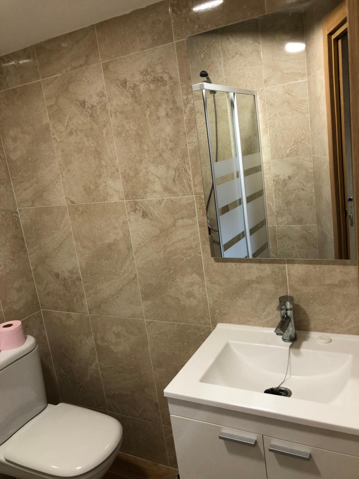 Habitacion Con Cocina Y Bano Bilbao Zewnętrze zdjęcie